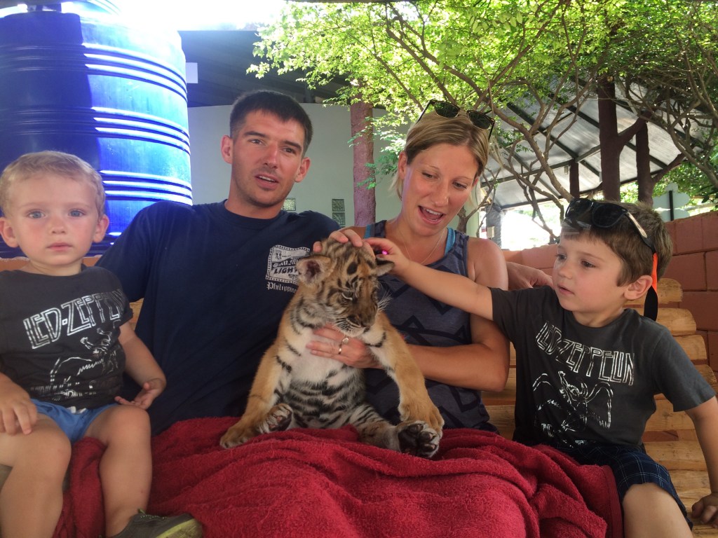 Sri Racha Tiger&nbsp;Zoo.