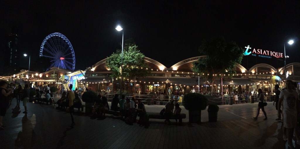 Asiatique.